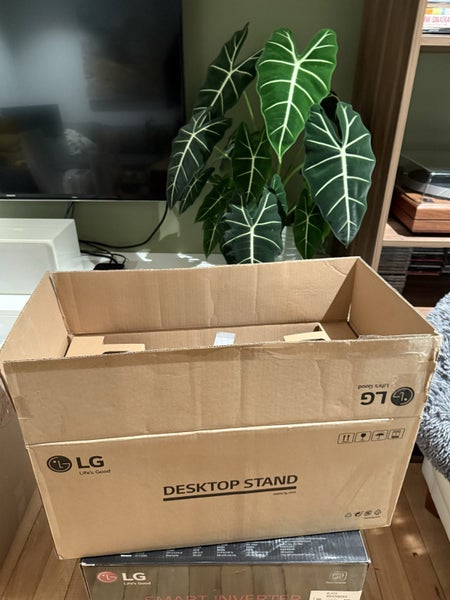 LG desktop stand for 65 inch TV (ST -G4SN65) Carousel 2