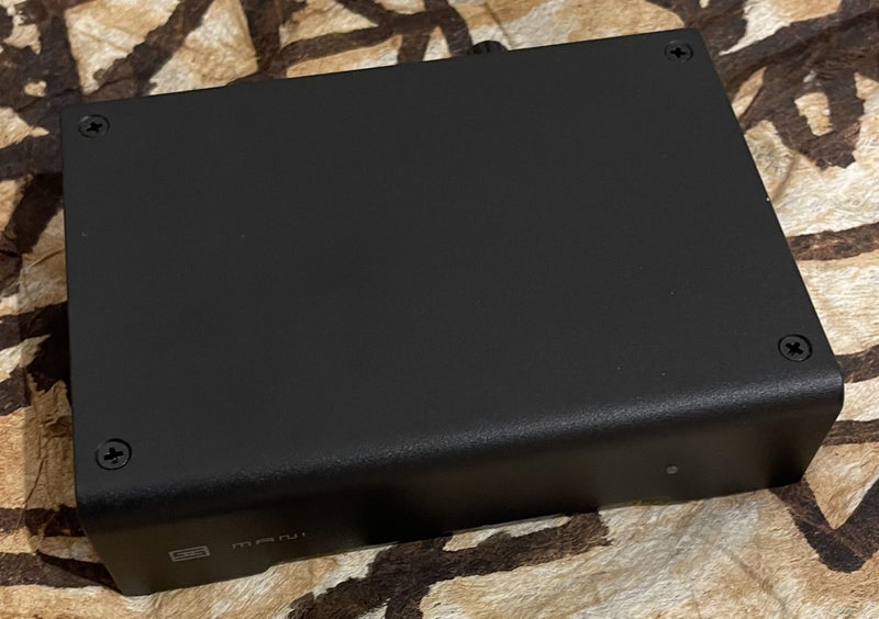 SCHIIT Mani MM/ MC phono preamp (the OG Mk.1 version) complete w/ Schiit AC plug Carousel 2