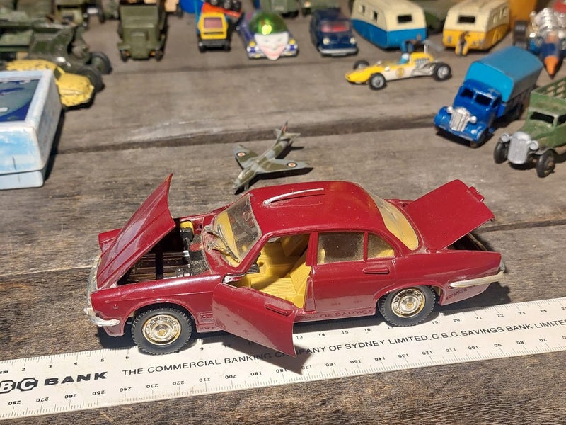 Jaguar xj4.2 Carousel 1