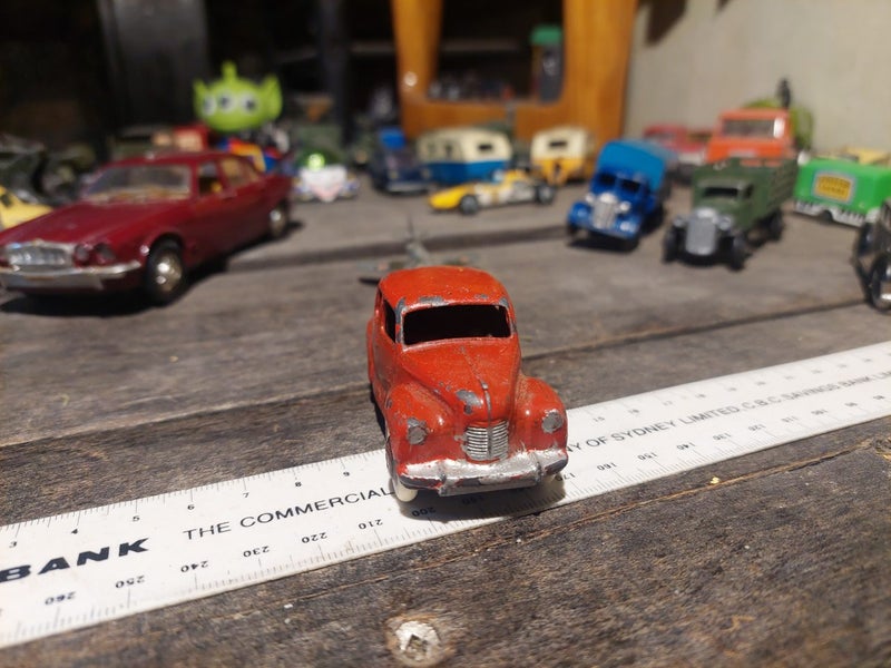Dinky Austin Devon 1950s Carousel 2