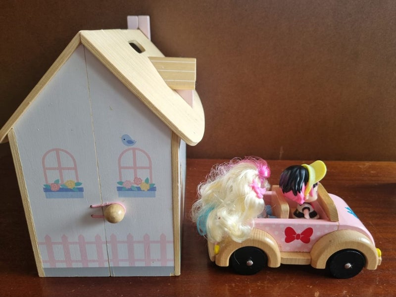 Wooden doll house and a cafe with dolls and accessories Carousel 2