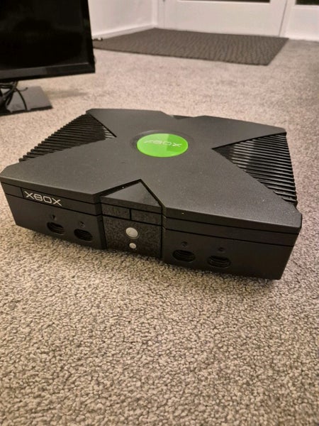 Xbox with 2x Controllers Carousel 11
