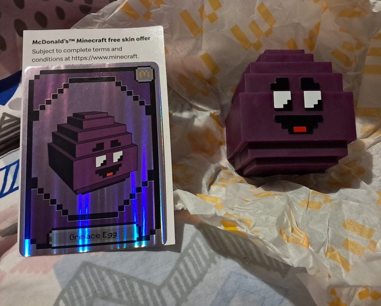 McDonald's A Minecraft Movie Adult Collectible Toy #29570-03 - Grimace Egg Carousel 2