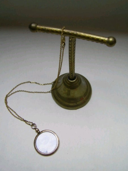 PARDON ME?a $1RES!! ANTIQUE VICTORIAN ROLLED GOLD PHOTO LOCKET on VINTAGE CHAIN Carousel 5
