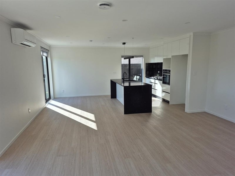 ITS YOUR LUCKY DAY only $869,00062864827370754113