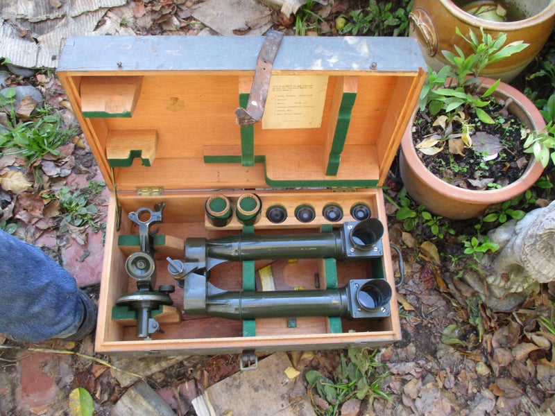 WWll stereoscopic telescope and stand Carousel 14