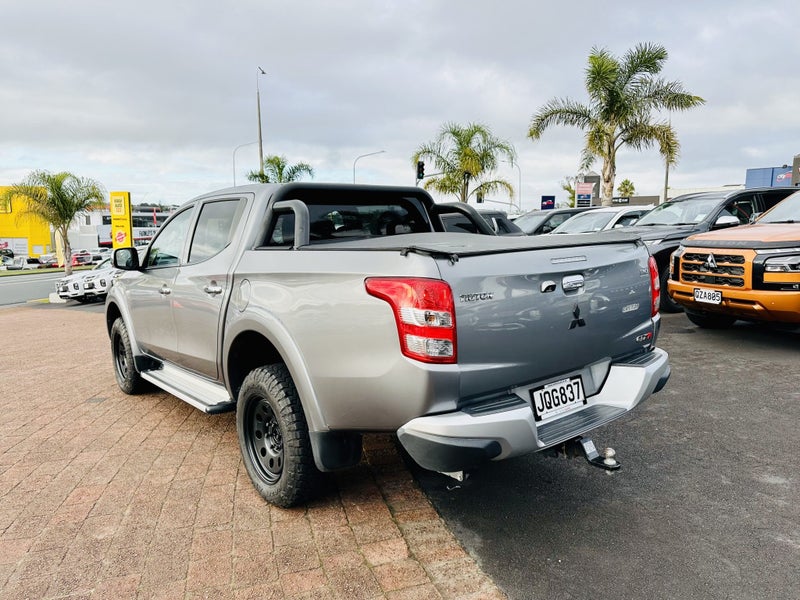 2016 Mitsubishi Triton GLXR 2.4L TD 2wd Manual62863271952385112