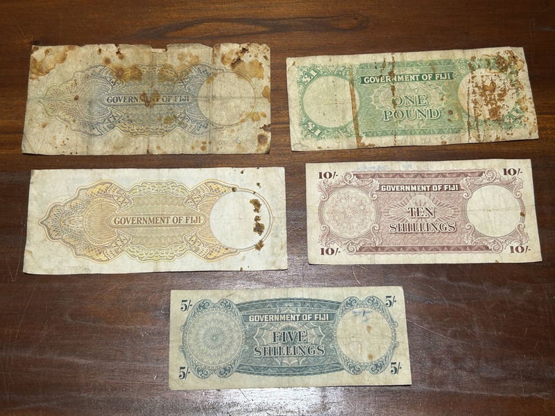 Fiji - Scarce Pre-Decimal Banknote Collection Carousel 2