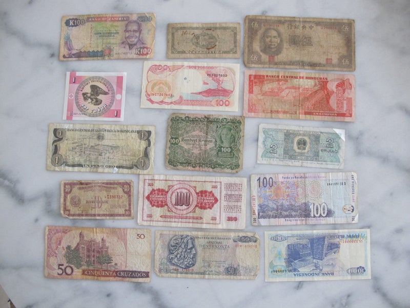 Group of old notes Carousel 1