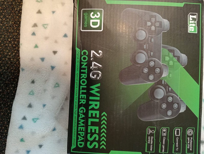 Gaming Console over 3000 games from the classics Carousel 4