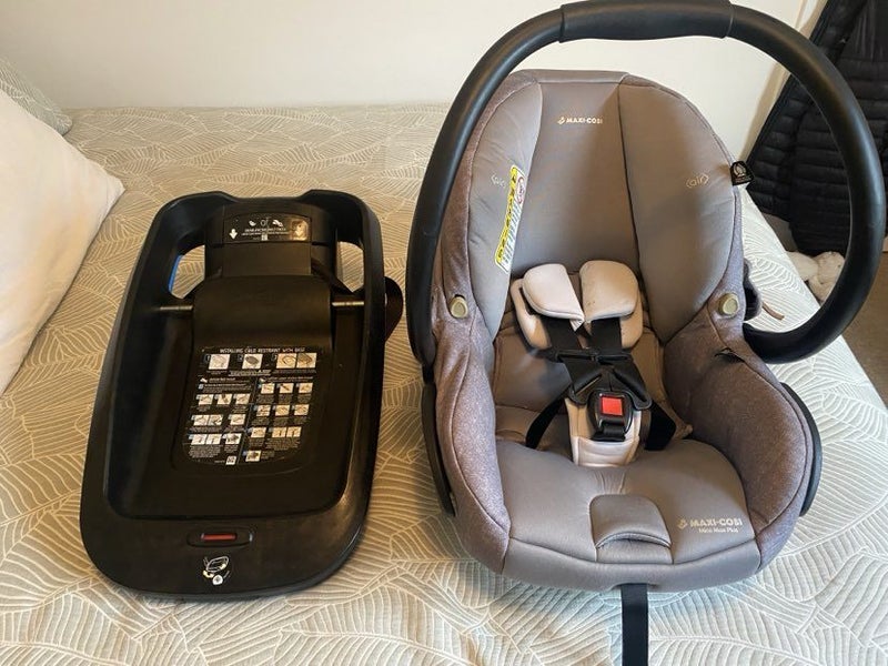 Maxi Cosi Mico Max Plus Capsule and Base Carousel 1