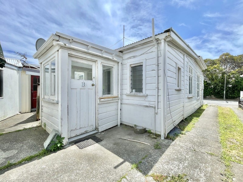 Image 1 of 6