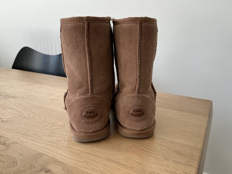 Kids Slippers / Ugg Boots - Size US 1 - Emu, Wallaby Lo Carousel 2