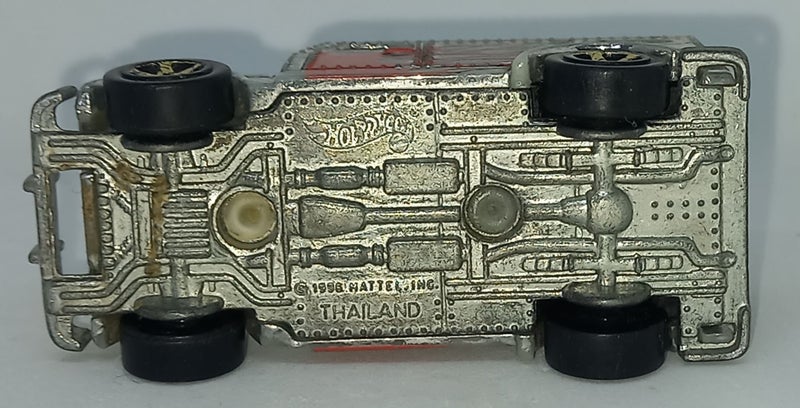Hot Wheels Armoured truck Carousel 1