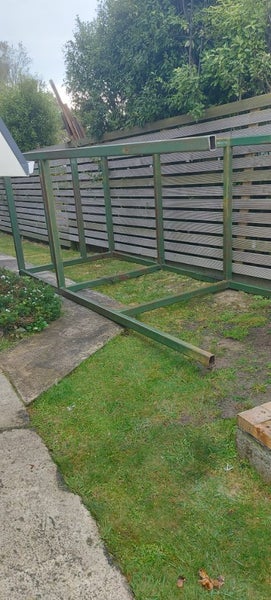 Tank stand Carousel 1