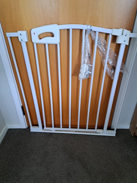 door safety gate Carousel 1