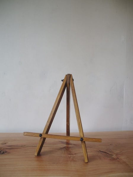 Small A-frame Display Easel Carousel 2