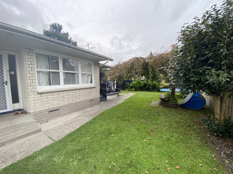Image 1 of 10
