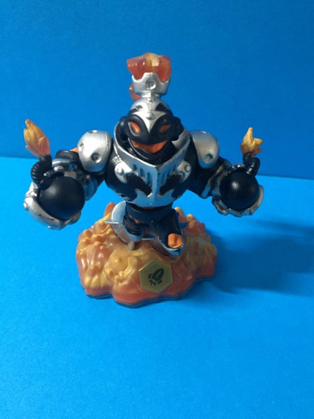 Skylanders Swap Force: Dark Blast Zone Carousel 1