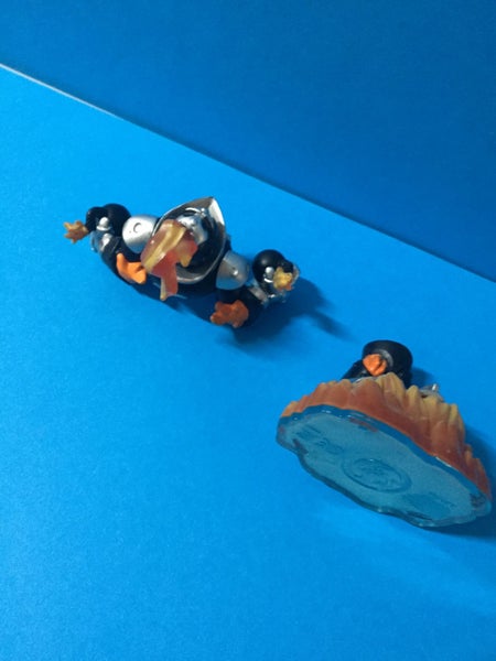 Skylanders Swap Force: Dark Blast Zone Carousel 3