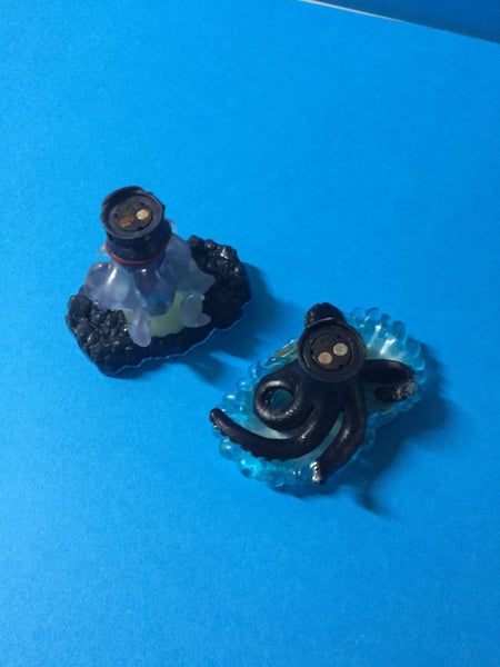 Skylanders Swap Force: Two Spare Bases Carousel 2