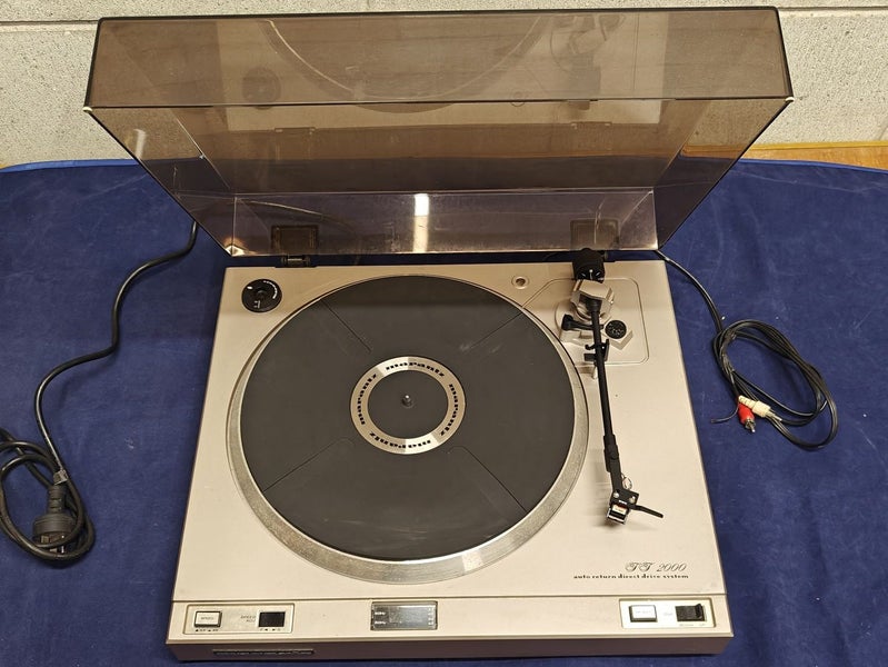 Marantz TT-2000 Direct Drive Turntable **SEE DESCRIPTION** Carousel 2