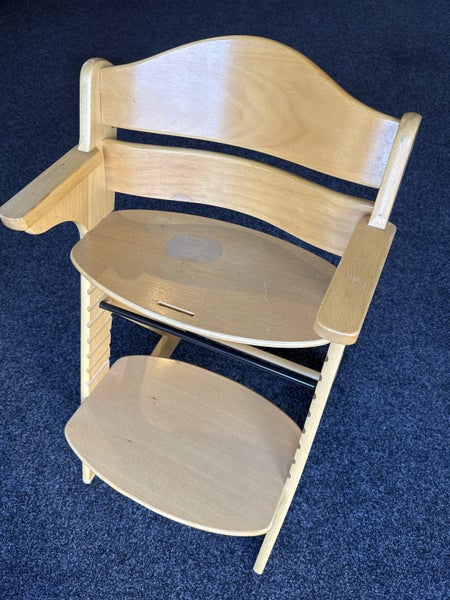 Mocka kids highchair Carousel 2