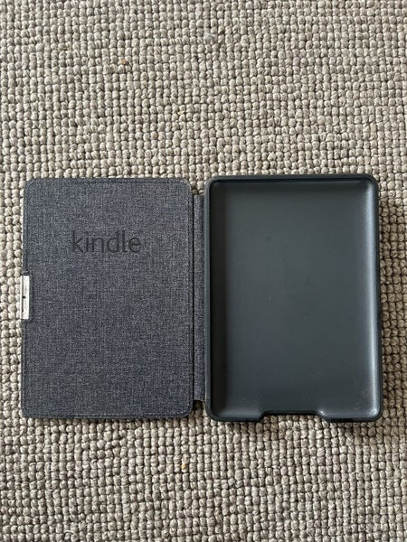 KINDLE PAPER WHITE CASE BLACK Carousel 1