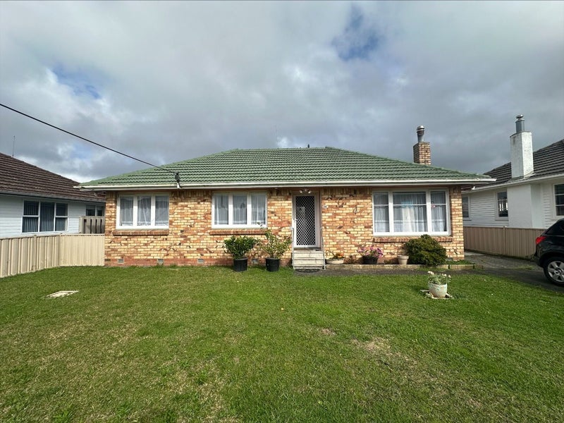 Image 1 of 10