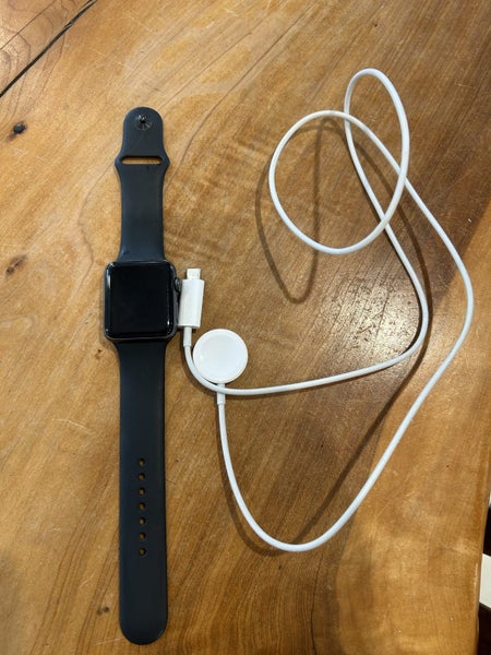 Apple Watch Series 3 Carousel 1