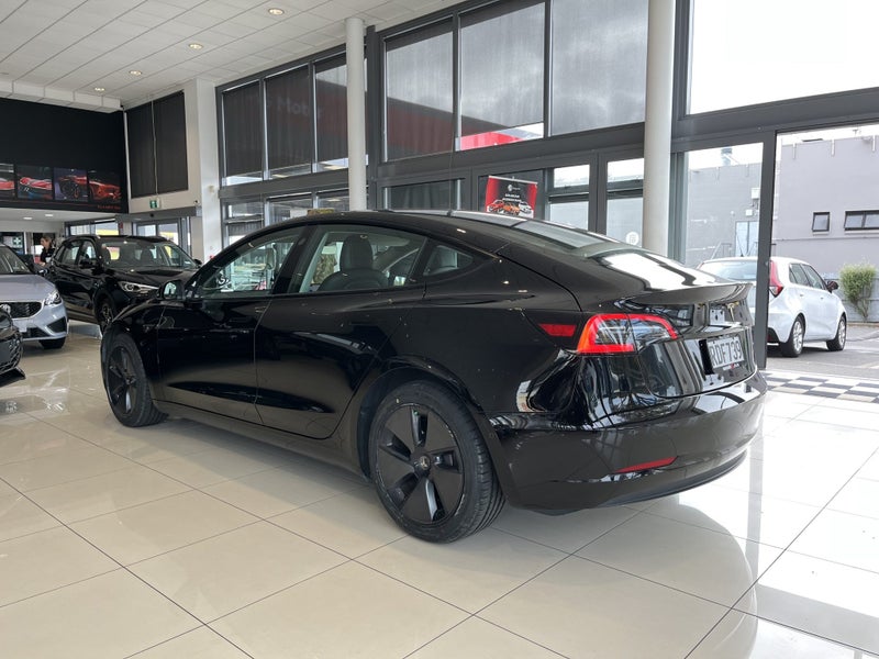 2021 Tesla Model 3 Standard Range Plus63612521310337114