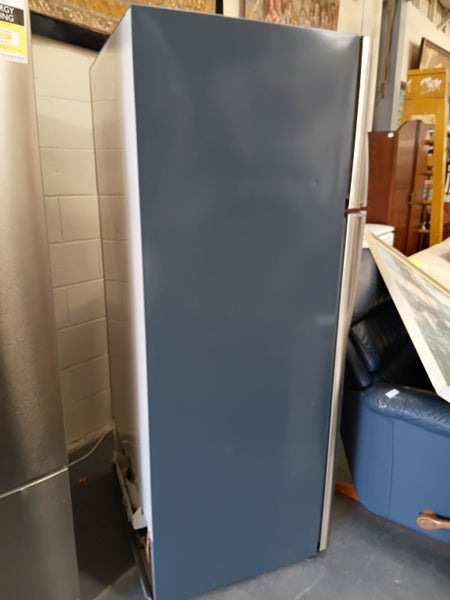 1104 EXTRA WIDTH F/P FRIDGE FREEZER Carousel 8