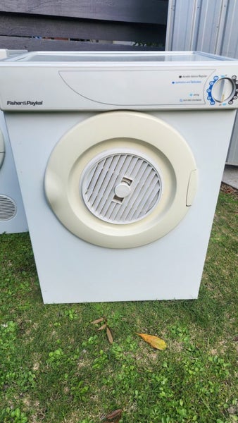 F & P 4KG DRYER Carousel 1