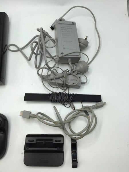 * 32GB Black Nintendo Wii U Console & Gamepad! * Carousel 6