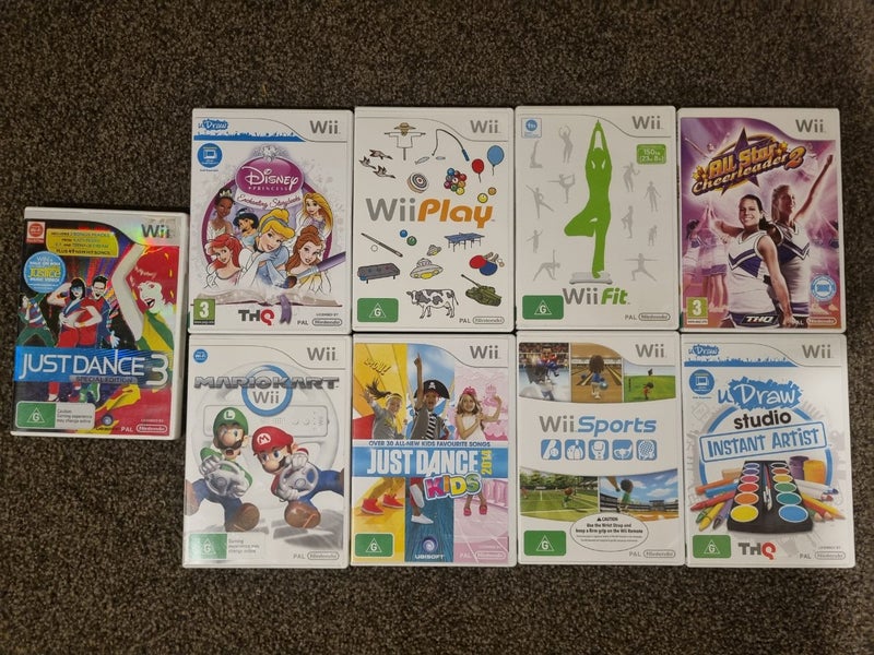 Wii Console with games and assesories Carousel 2