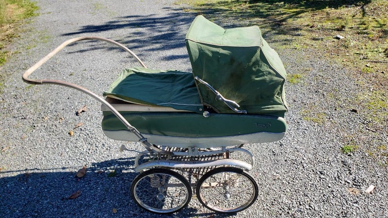 Pram Retro Carousel 1