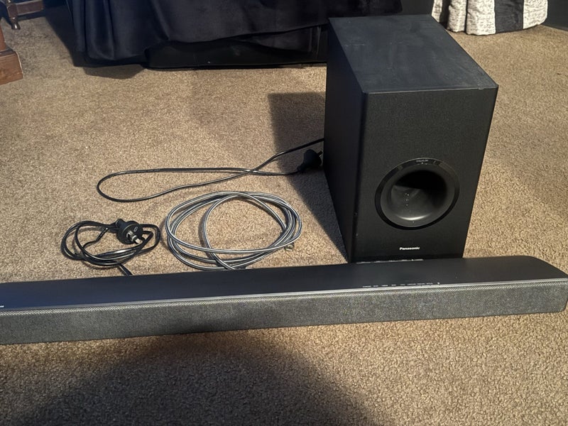 Sound bar with sub Carousel 1