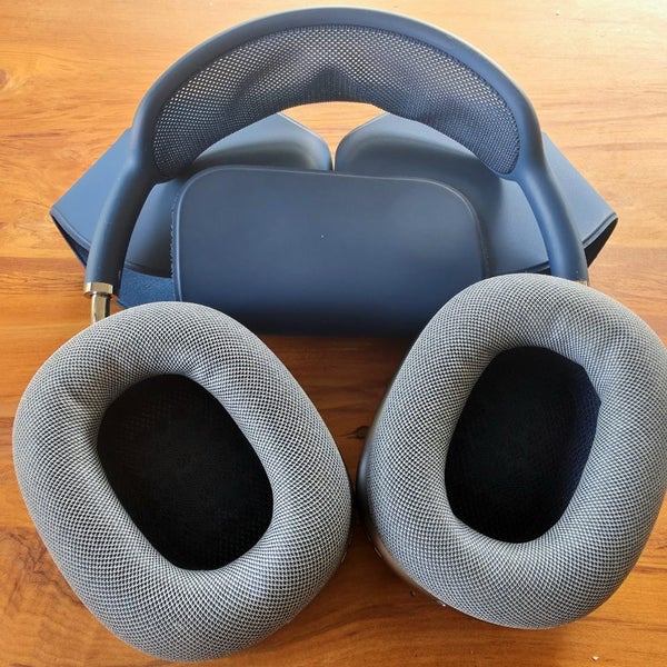 AirPods Max – Blue | Excellent Condition + Case Carousel 2