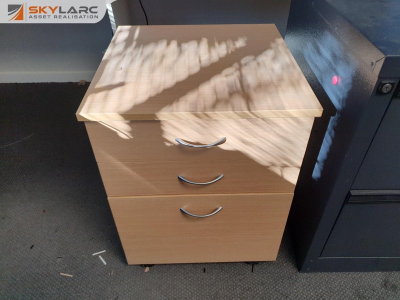 Office Furniture Carousel 2