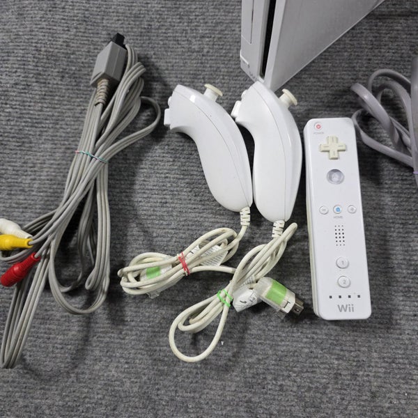 Nintendo Wii Console Bundle PAL Carousel 2