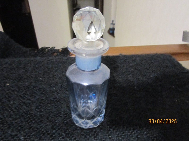 Antique Cut Glass Perfume Bottle Carousel 1