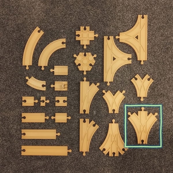 7.5cm Corner Splitter 3-Way - Train Tracks, 3D Printed by The Useful Kiwi Carousel 1