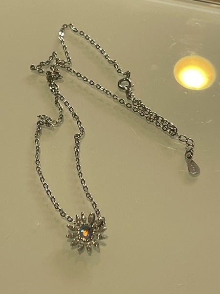 $1 reserve// 2000s sterling silver S925 stamped SunFlower necklace Carousel 2