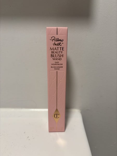 Charlotte Tilbury Beauty Blush wand *Peach Pop* Carousel 1