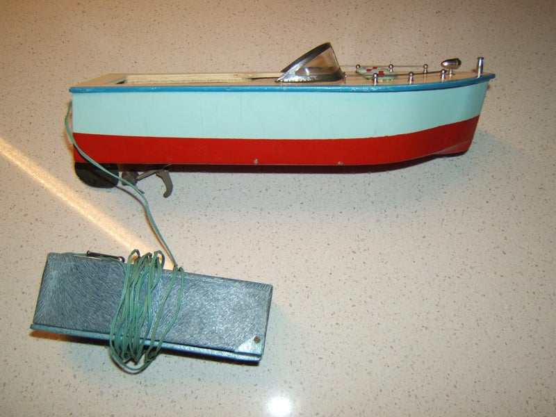 Old motor speedboat... possibly Japan made Carousel 2