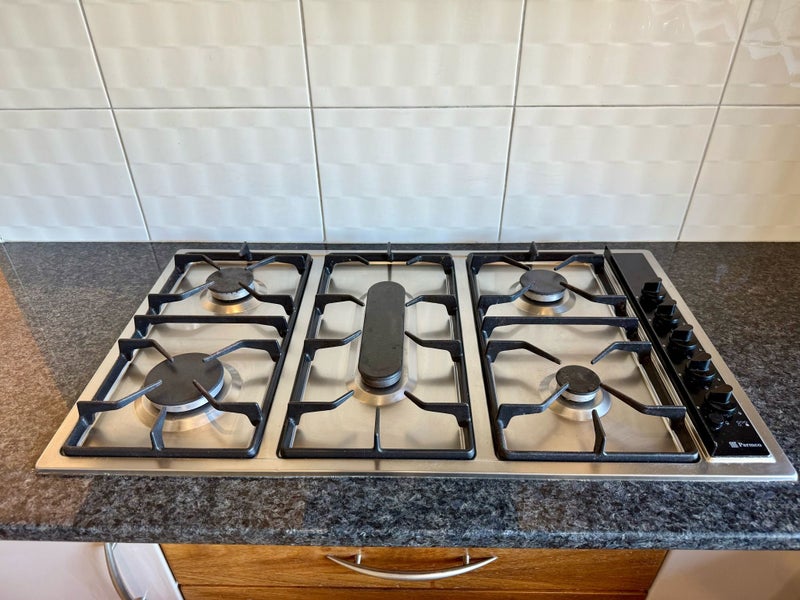 Complete Kitchen Carousel 12