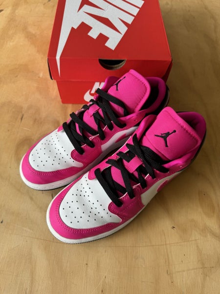 Nike Air Low Force 1 Low Pink Size 5Y Carousel 2