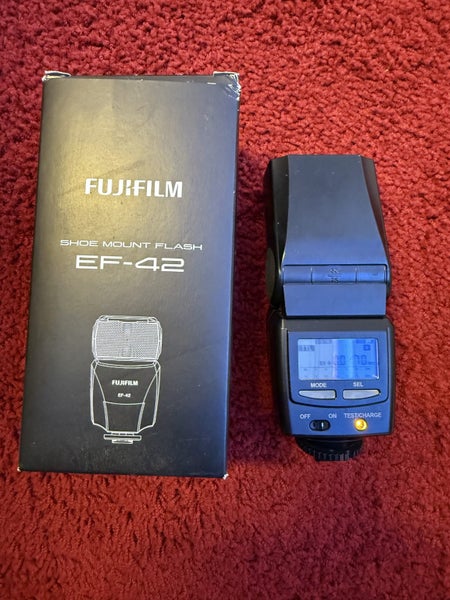 Fujifilm Shoe mount flash EF-42 Carousel 1