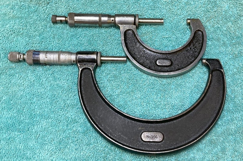 Moore & Wright micrometers Carousel 1