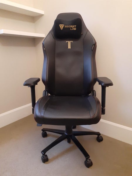 Secret Lab Gaming / Desk Chair Carousel 1
